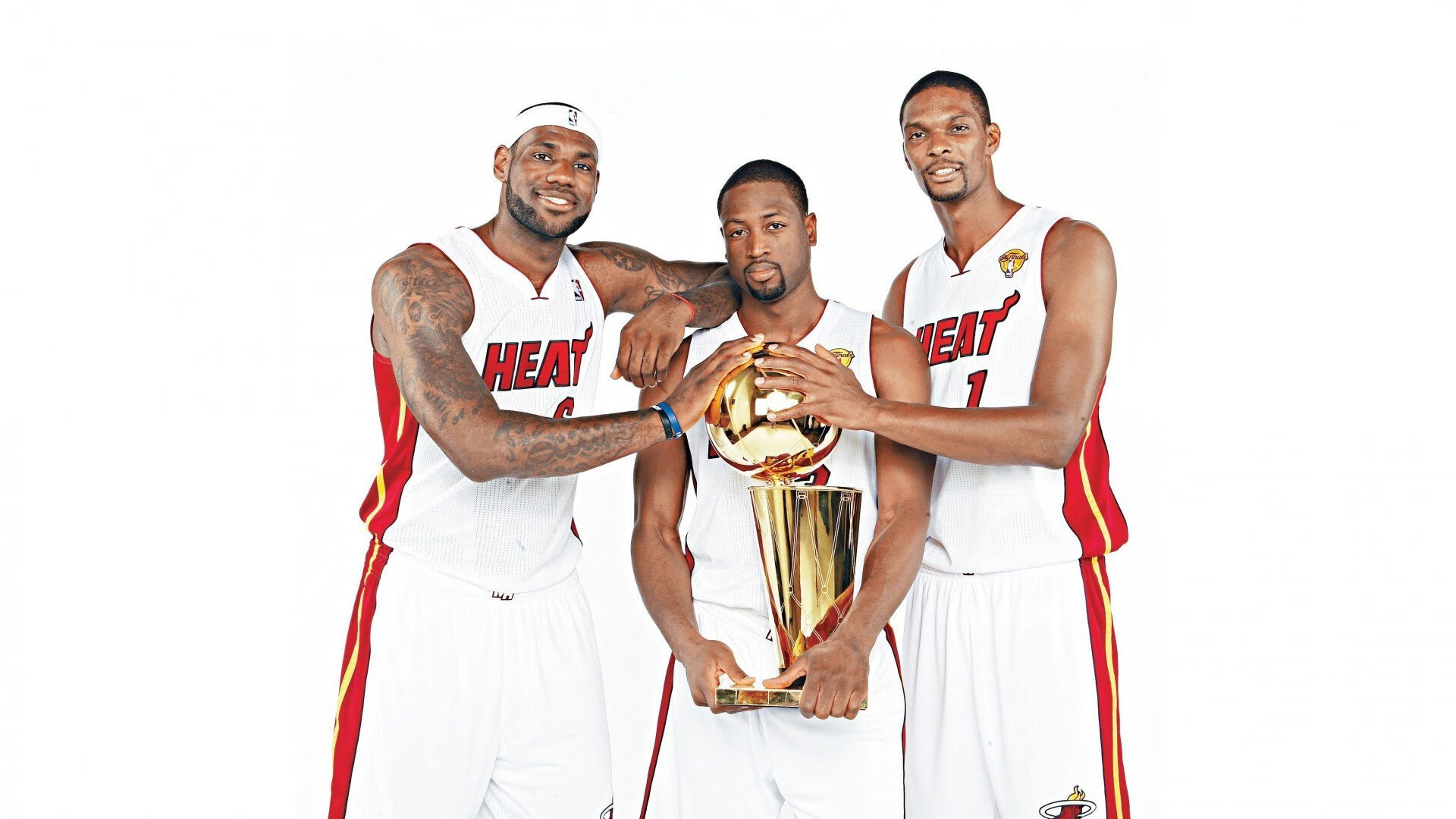 乌克兰绝境翻盘瑞士，孙兴慜统治全场的亚洲之光