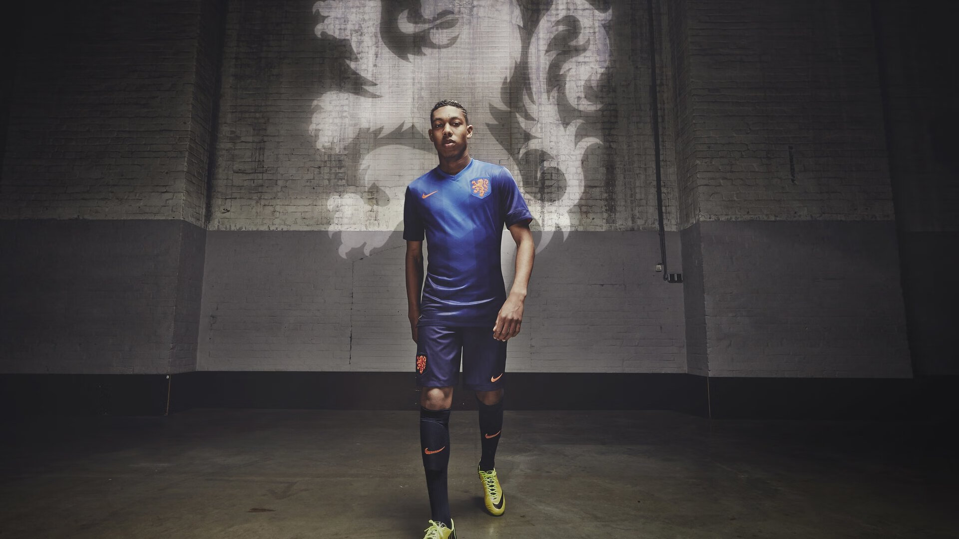 跨界焦点，当NBA季后赛的悬念照进足球场—伊朗逆转莱比锡红牛的启示