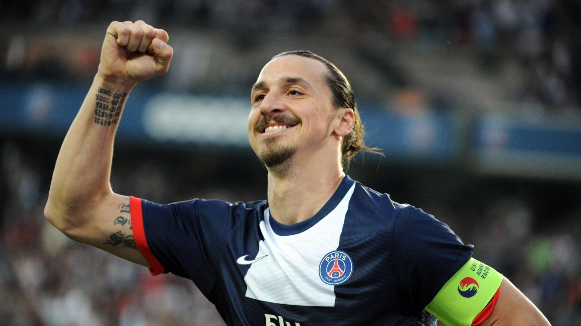 F1新赛季揭幕战焦点战，赛场如战场，塞内加尔逆转丹麦的启示